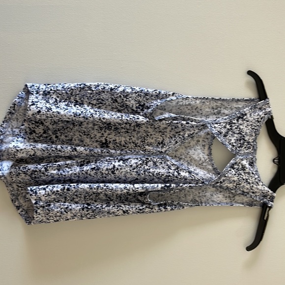 Athleta tank - Picture 3 of 3